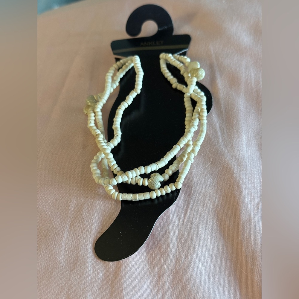 Triple Strand Cream Beaded Anklet NWT